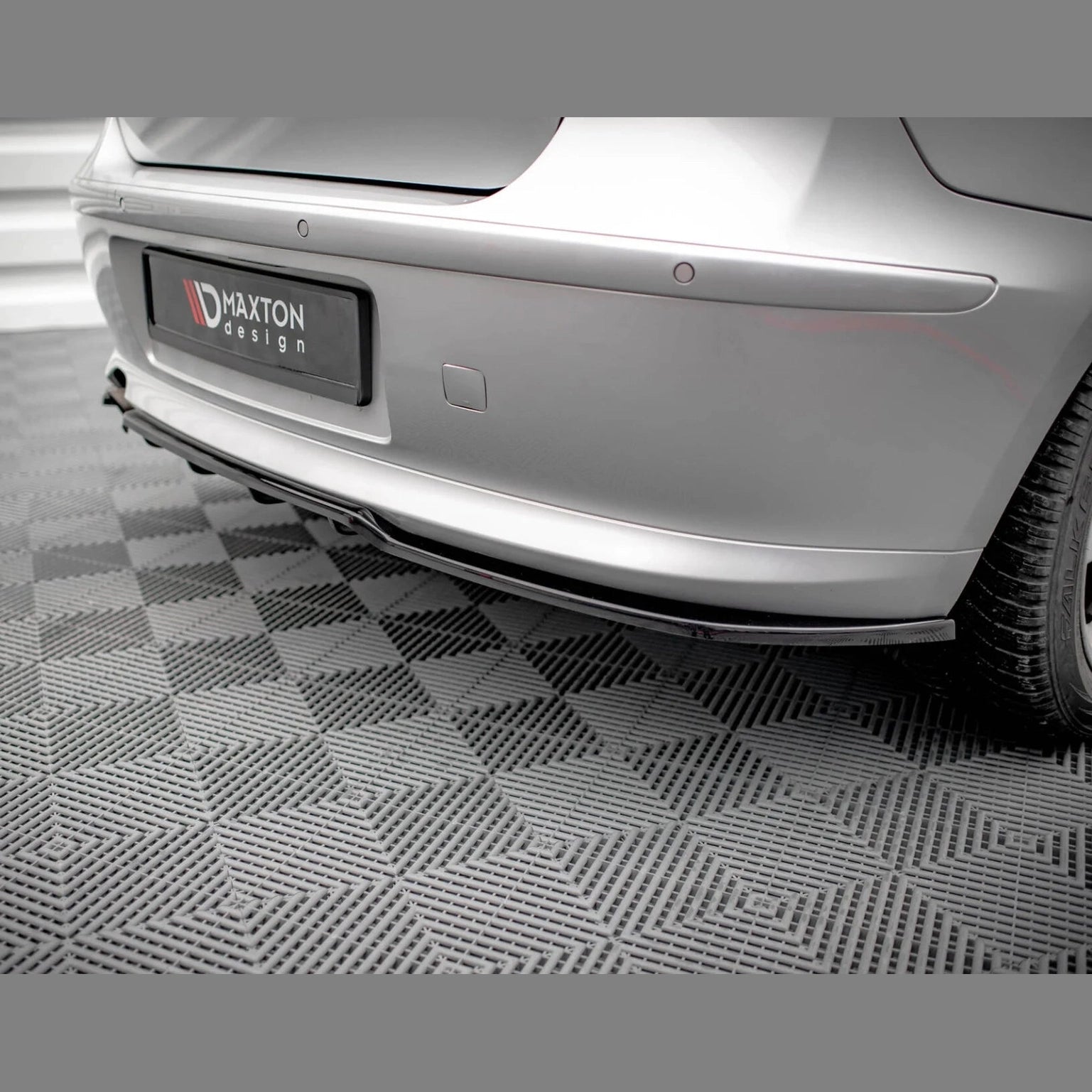 Achterbumper Splitter - BMW 1 Serie E81 / E87 - Maxton Design | 2007-2012