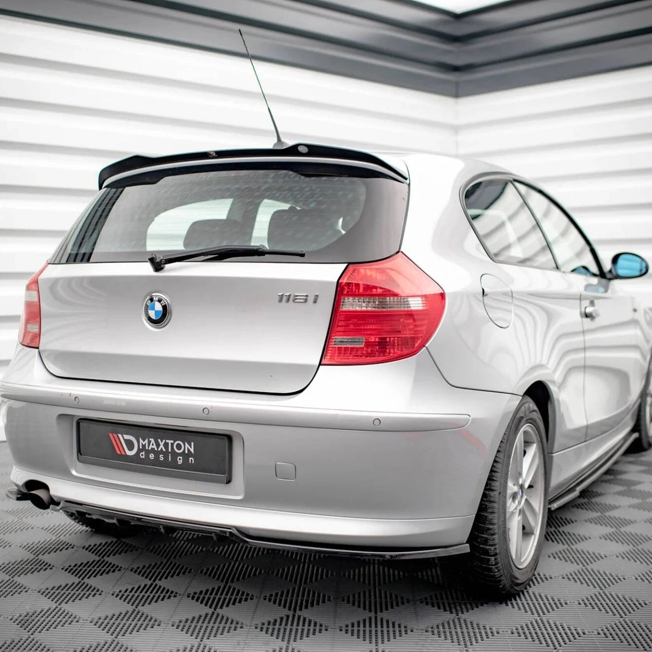 Achterbumper Splitter - BMW 1 Serie E81 / E87 - Maxton Design | 2007-2012
