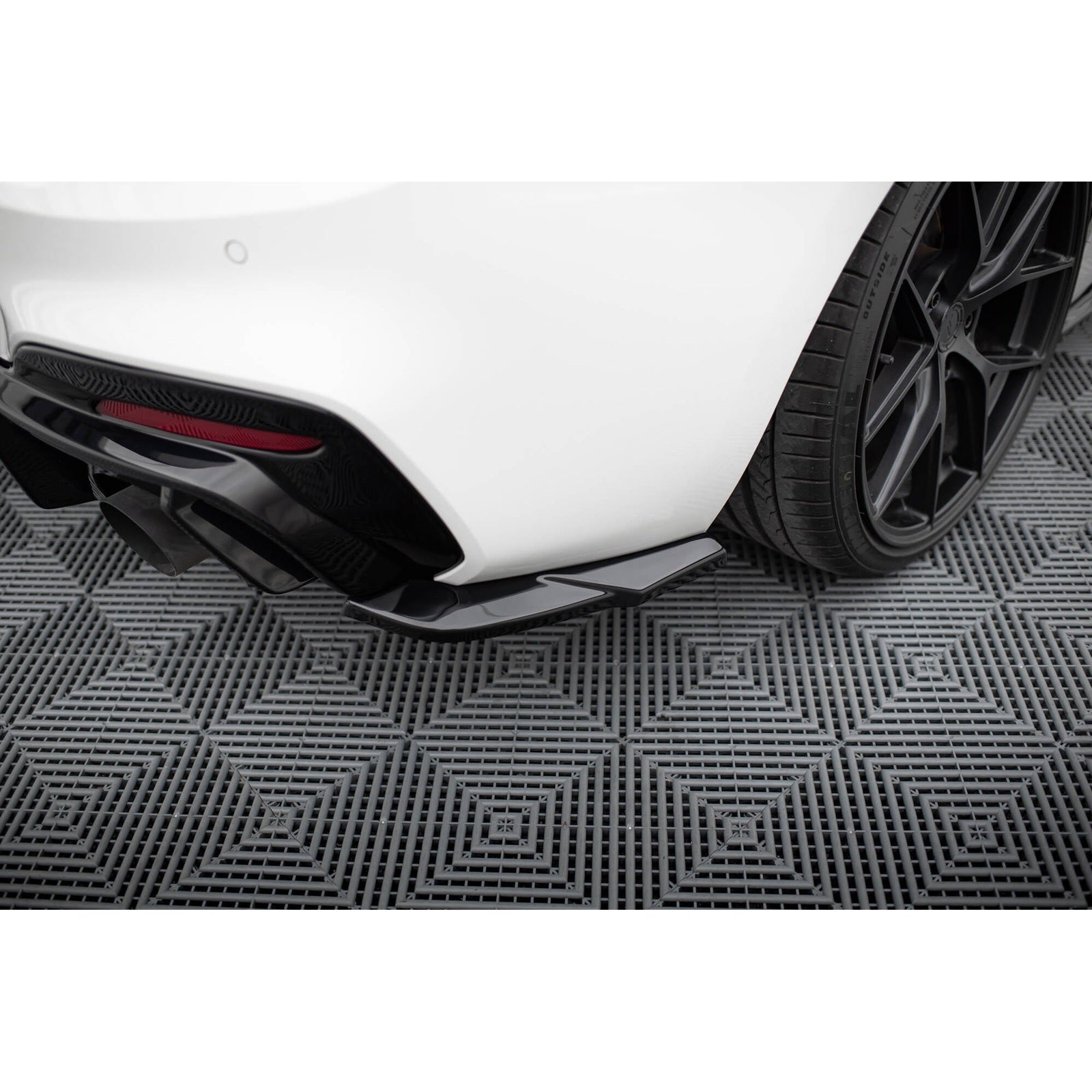 Achterbumper Splitters V5 - BMW F20LCI / F21LCI - M Pakket - Maxton Design | 2015-2019