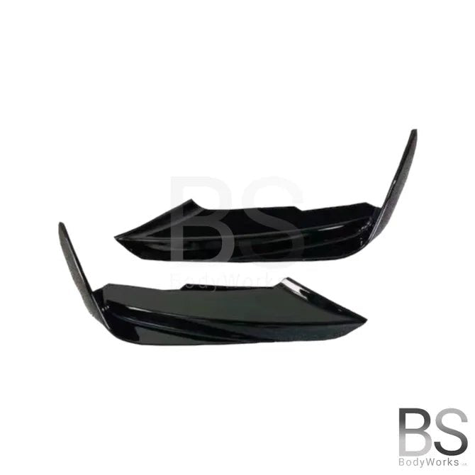 Canards - BMW F30 / F31 - Voor M Pakket - Hoogglans Zwart | 12 - 19 - Beamerstyling.nl