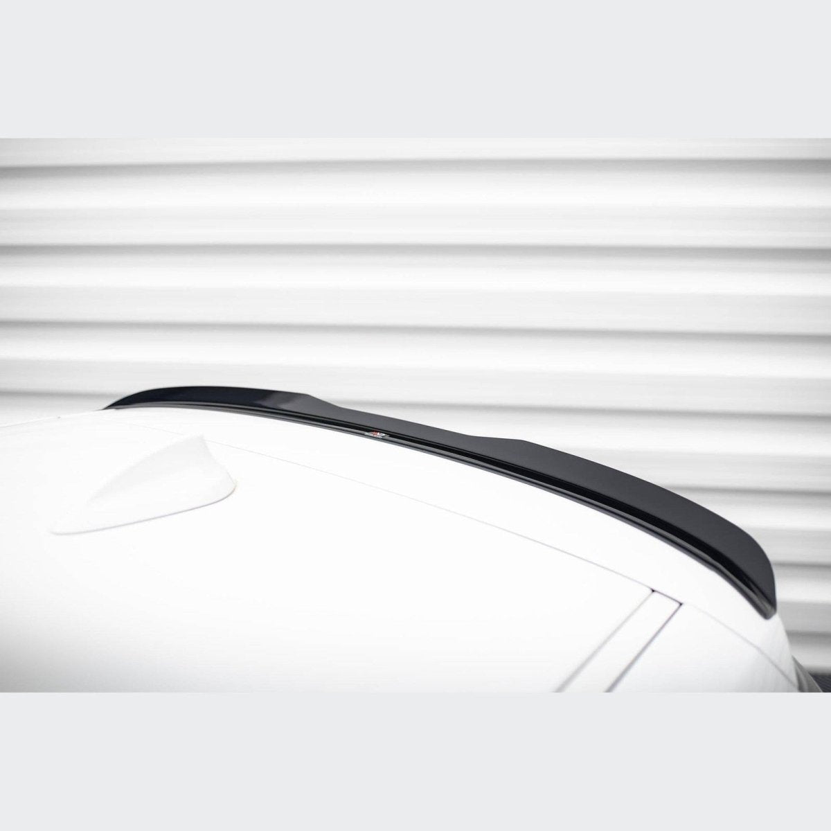 Dakspoiler Extension V1 - BMW 1 Serie F20 / F21 - Maxton Design | 2011-2019 - Beamerstyling.nl