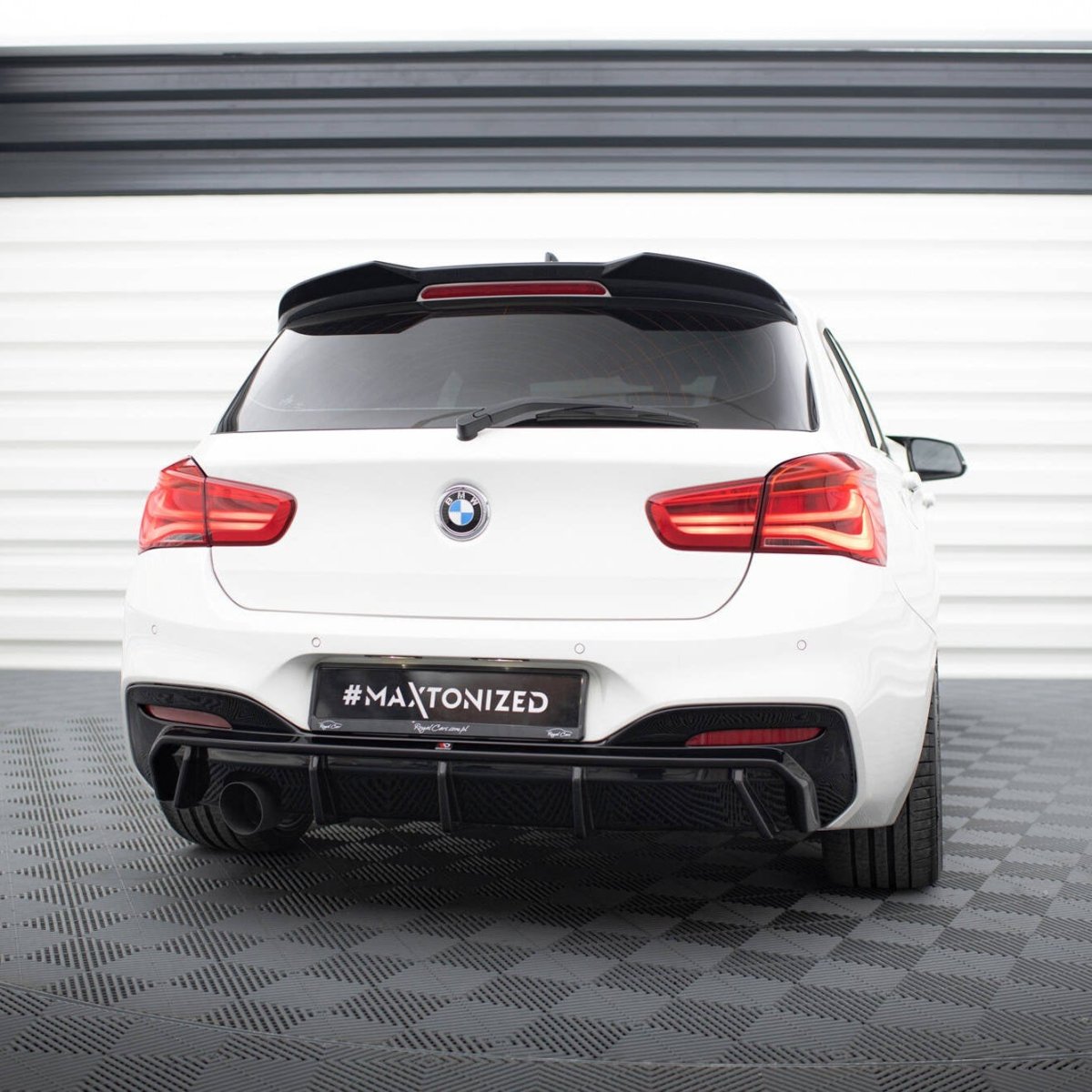 Diffuser V3 - BMW F20LCI / F21LCI - 1 Uitlaat Links - Maxton Design | 2015 - 2019 - Beamerstyling.nl