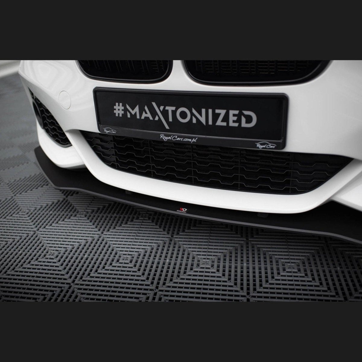 Front Lip V3 - BMW F20LCI / F21LCI - Street Pro - Maxton Design | 15 - 19 - Beamerstyling.nl