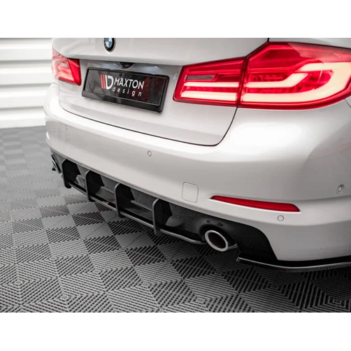 Street Pro Diffuser - BMW G30 / G31 - Maxton Design — Zwart / 2X Rood