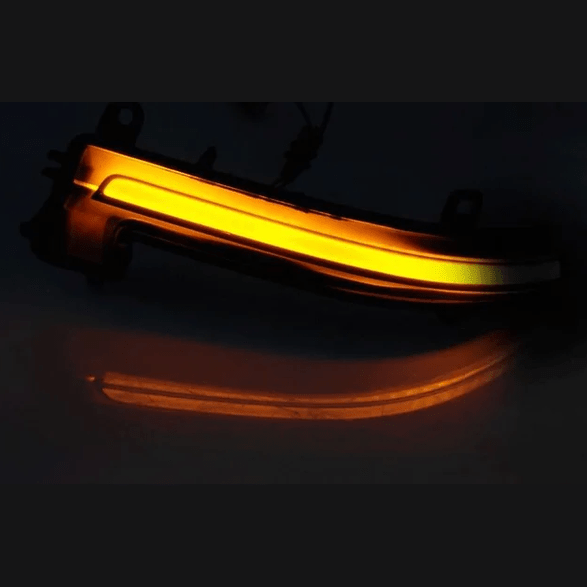 Knipperlichten - F10 / F11 / F12 / F13 / F01 - In Spiegels - Dynamisch LED - Beamerstyling.nl