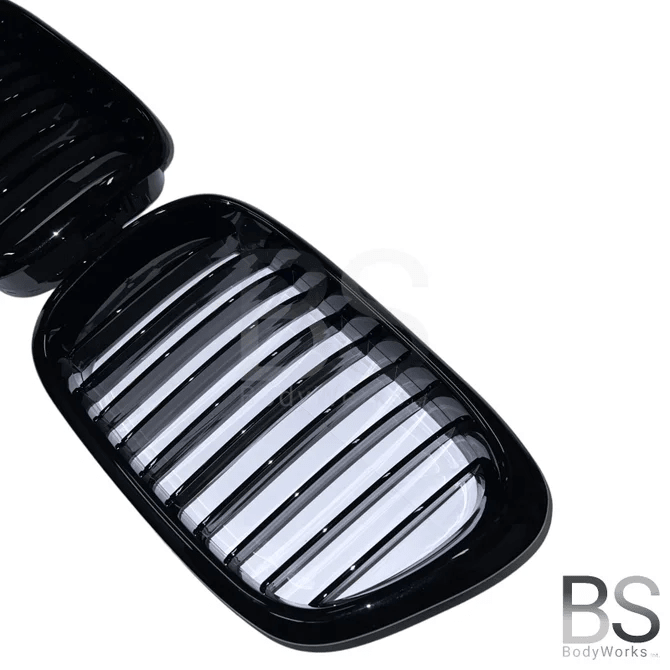 Nieren - BMW 5 Serie E39 - Hoogglans Zwart | 95 - 03 - Beamerstyling.nl