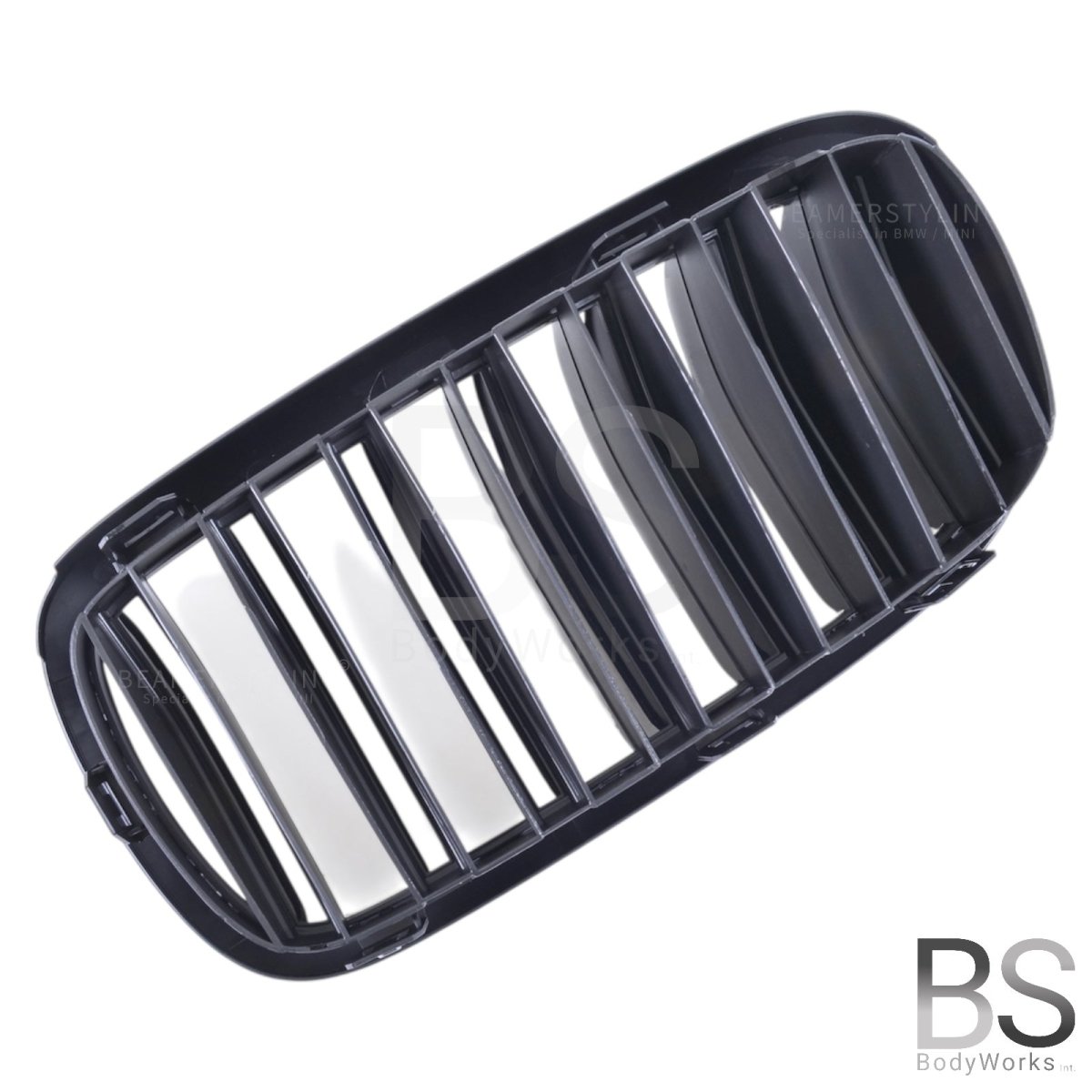 Nieren - BMW X5 F15 / F85 / X6 F16 / F86 - M Look - Met Camera - Hoogglans Zwart | 2014 - 2019 - Beamerstyling.nl