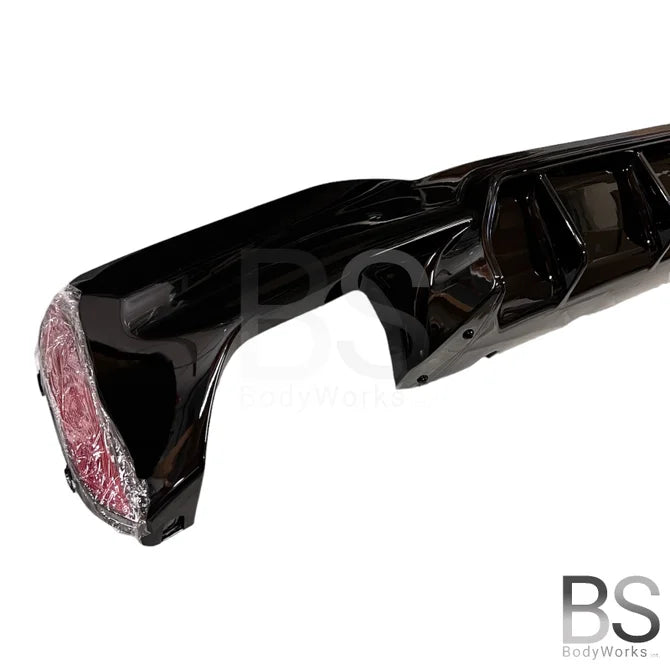 Diffuser - BMW G30 / G31 - M5 Look - Hoogglans Zwart | 17-23