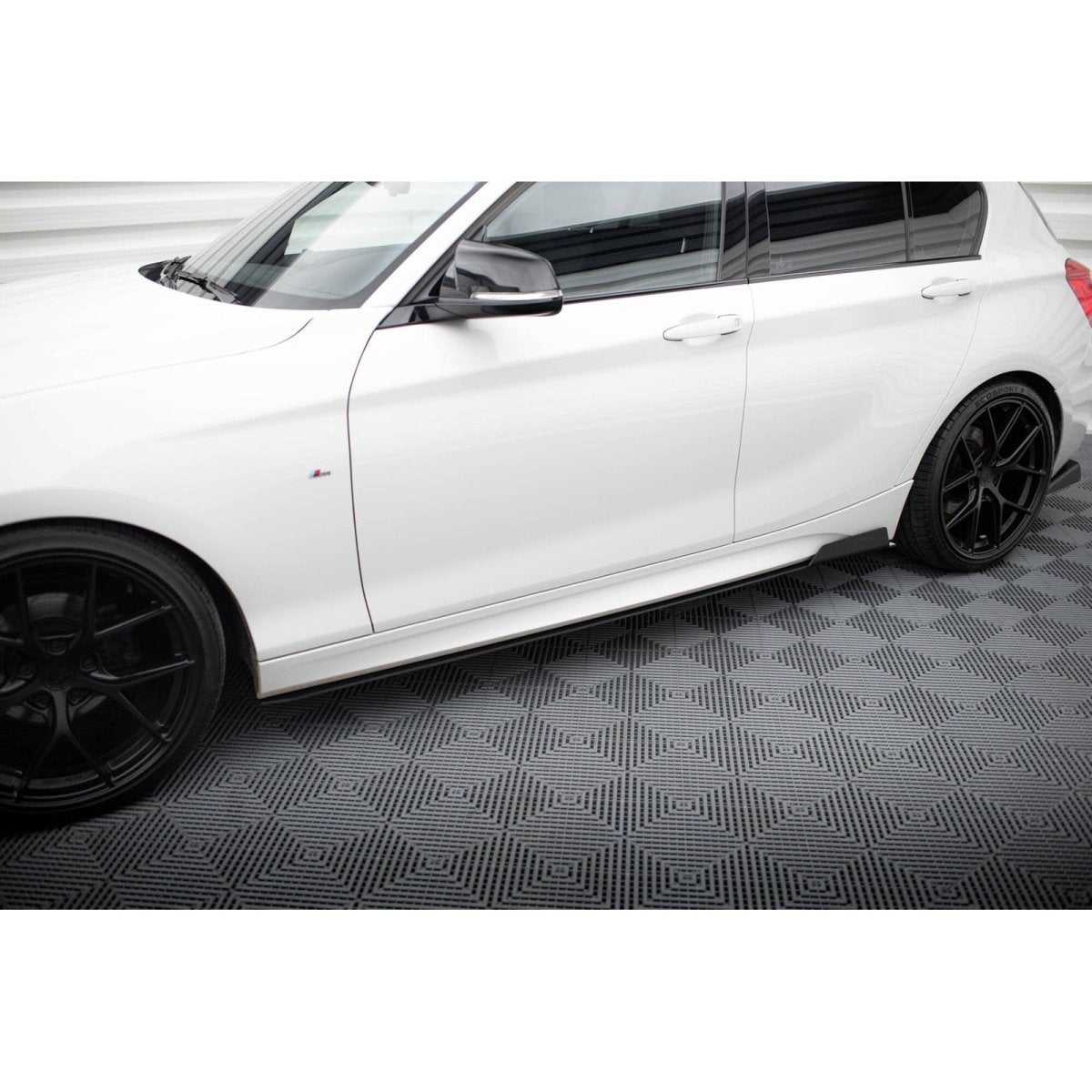 Side Skirt Extensions - BMW 1 Serie F21 - Racing - Maxton Design | 2011 - 2019 - Beamerstyling.nl