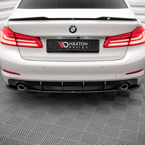 Street Pro Diffuser - BMW G30 / G31 - Maxton Design — Zwart - Beamerstyling.nl