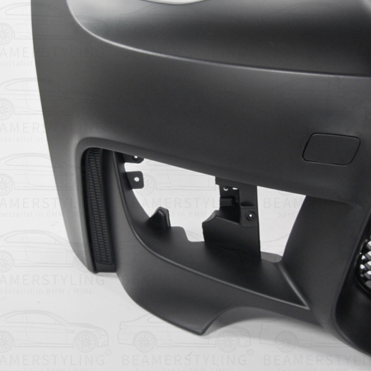 Voorbumper - BMW E81 E87 E82 E88 - Evo 1M Look | 2004-2011 - Beamerstyling.nl