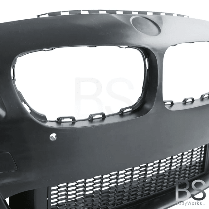 Voorbumper - BMW F10 / F11 - M Pakket Look - PDC + Smoke Mistlampen - Beamerstyling.nl